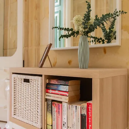 Апарт-отель 15 Main Gate