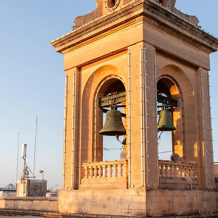 15 Main Gate Apart-hotel 3*