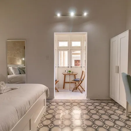 Apart-hotel 15 Main Gate 3*