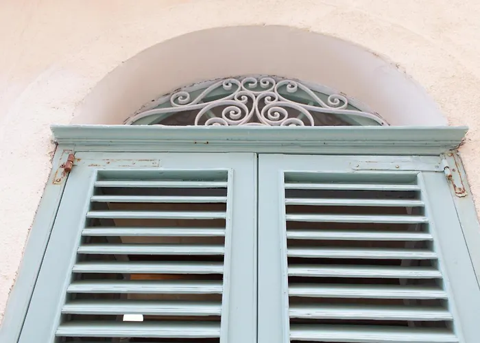 15 Main Gate شقة فندقية 3*