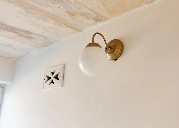 15 Main Gate 3* بيرغو