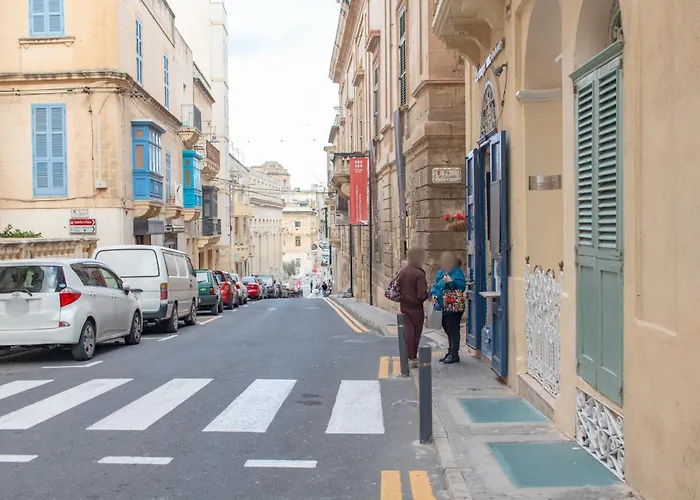 15 Main Gate Apart Otel Birgu